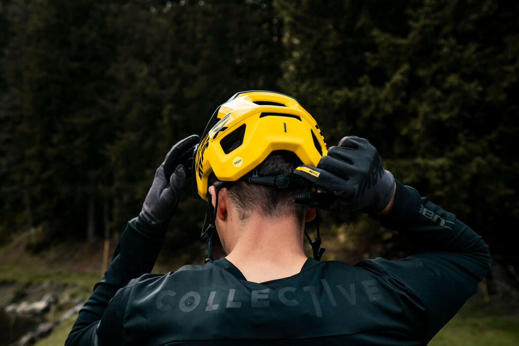 DEEMAX PRO MIPS - YELLOW / BLACK