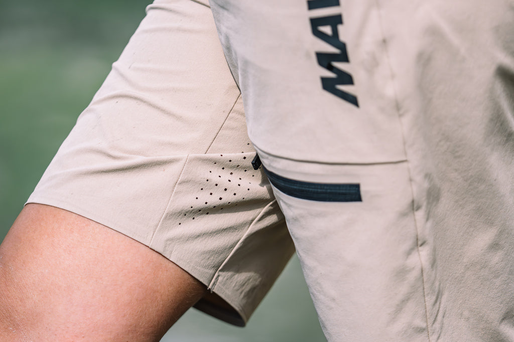 DEEMAX ENDURO SHORT - WHITE PEPPER