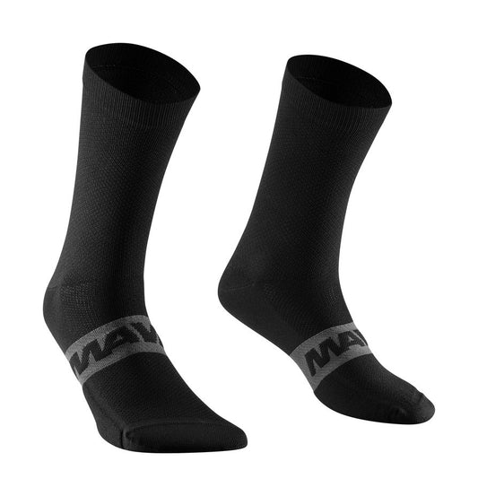 ESSENTIAL MID SOCKS - BLACK